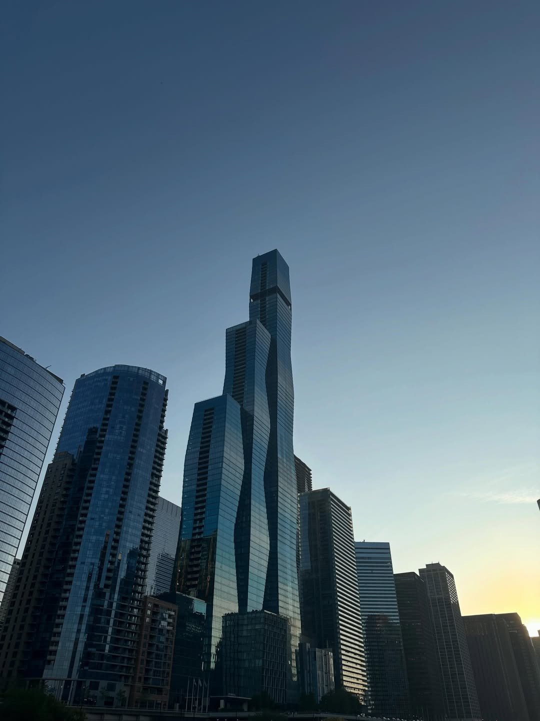 Chicago, IL location view 35
